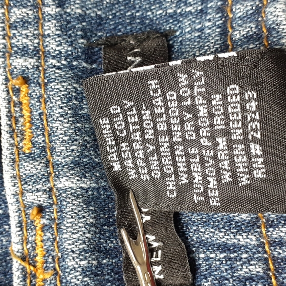 New York Co. Blue Jeans Women's Size 6 Cuffed Jean Capris - Picture 16 of 16